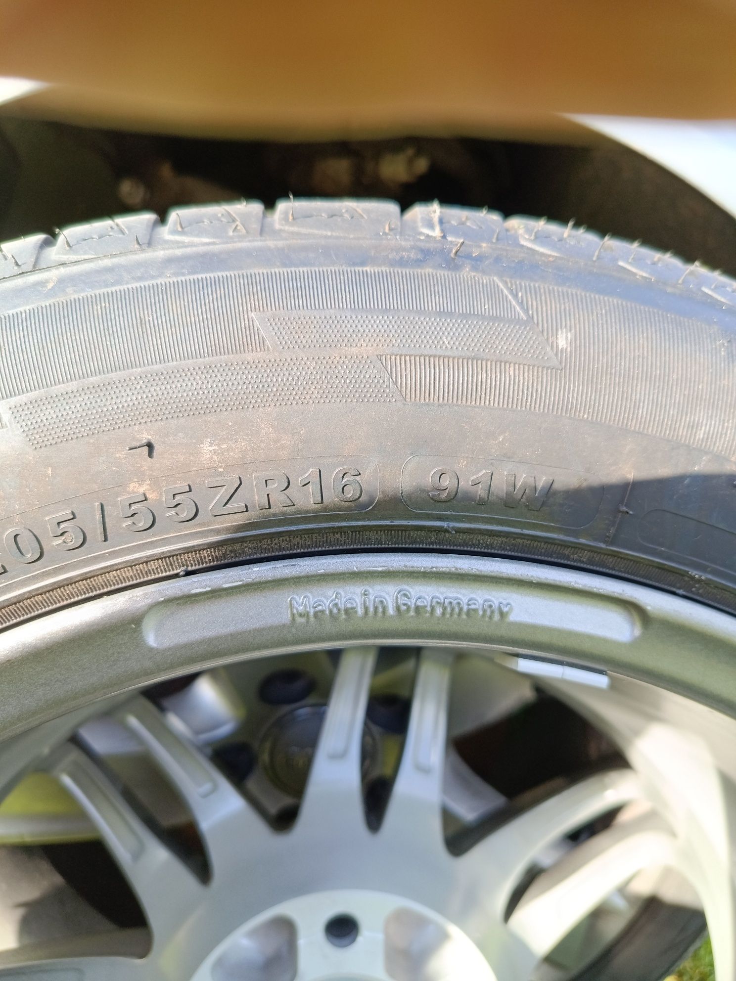 Felgi DEZENT RK Dark  5x112 205/55 R16