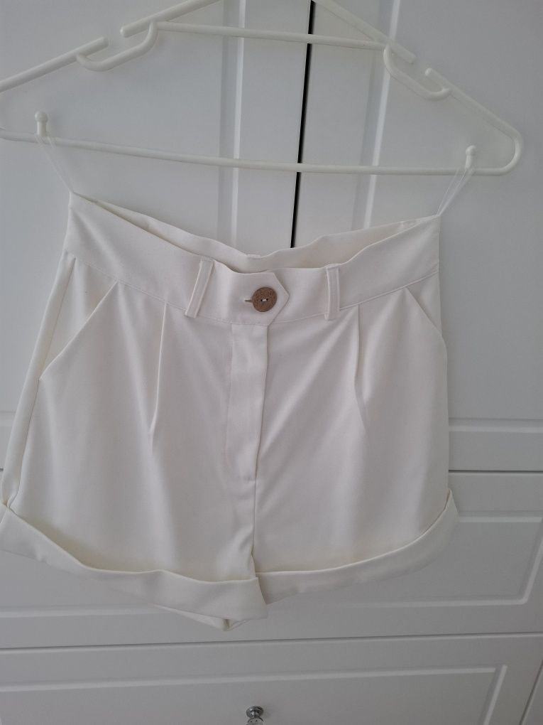 Nowe Spodenki krótkie by me xs