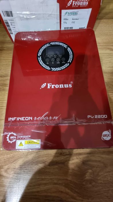 Inwerter hybrydowy Fronus PV-2200-12V 2200W (2kW)