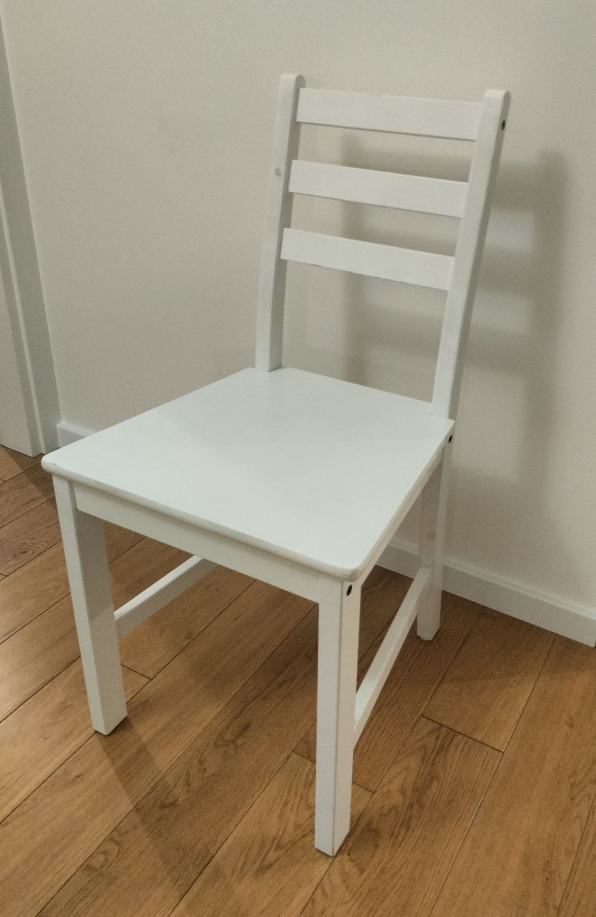 2 Krzesła drewniane IKEA białe