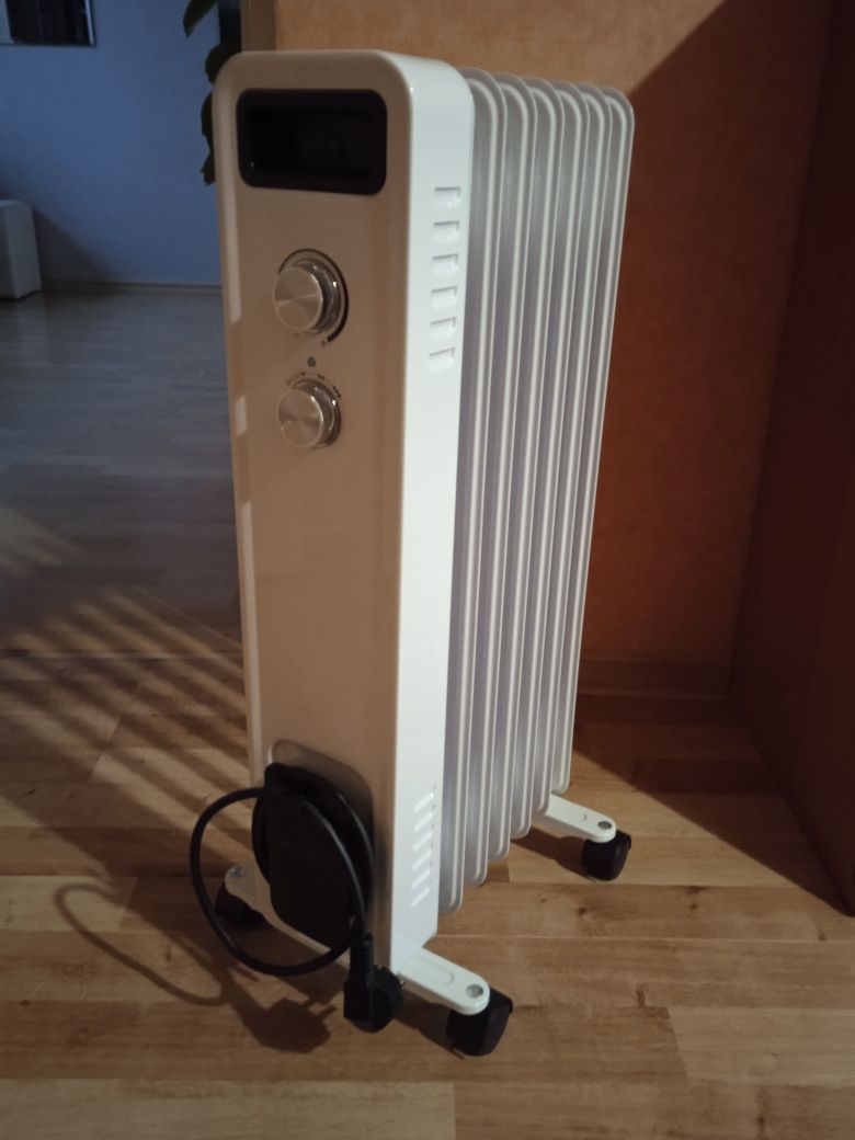 Grzejnik olejowy 1500W DESCON DA-J1501