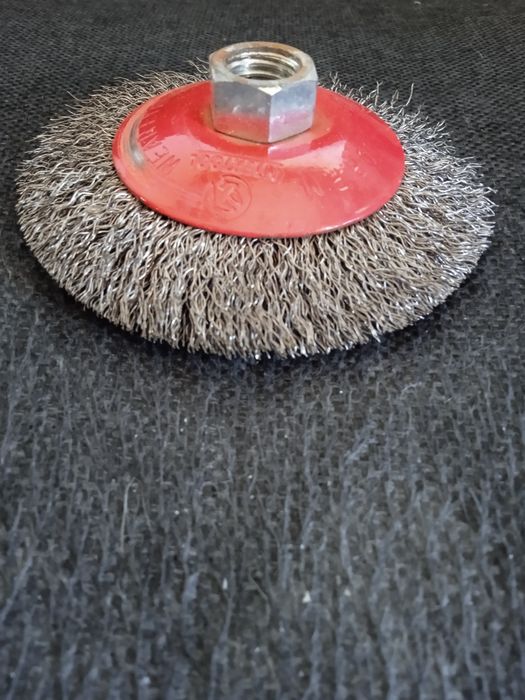 Щетка конусная, 100 мм, М14, "тарелка", металлическая