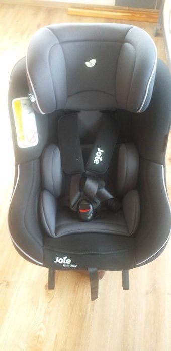 Fotelik z baza ISOFIX Joie Spin 360