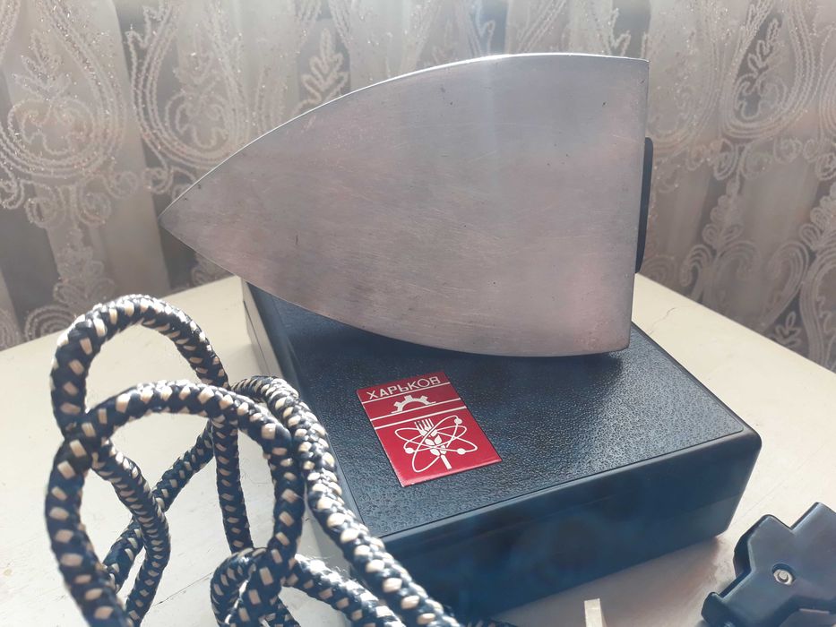 Дорожный компактный УТЮГ