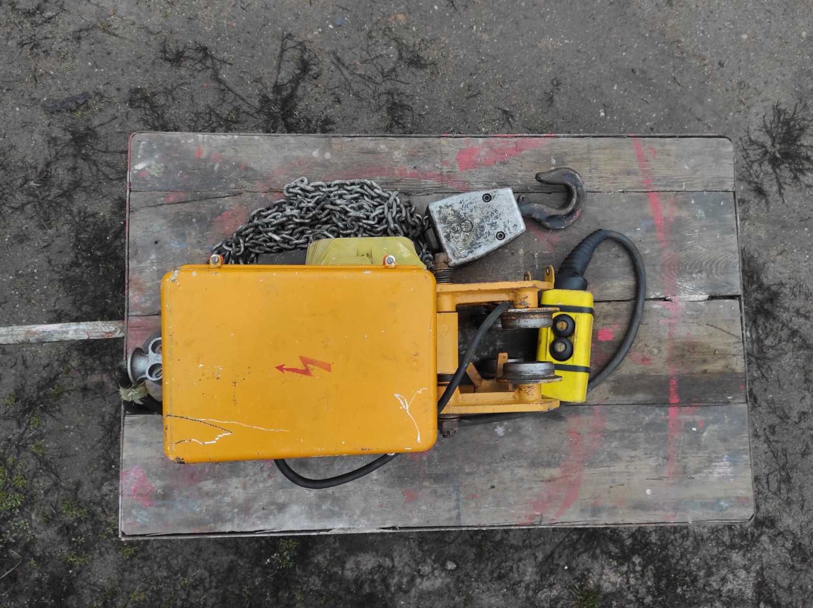 Wciągarka elektryczna na pilota łańcuchowa balkancar 1T 1000kg Rachune