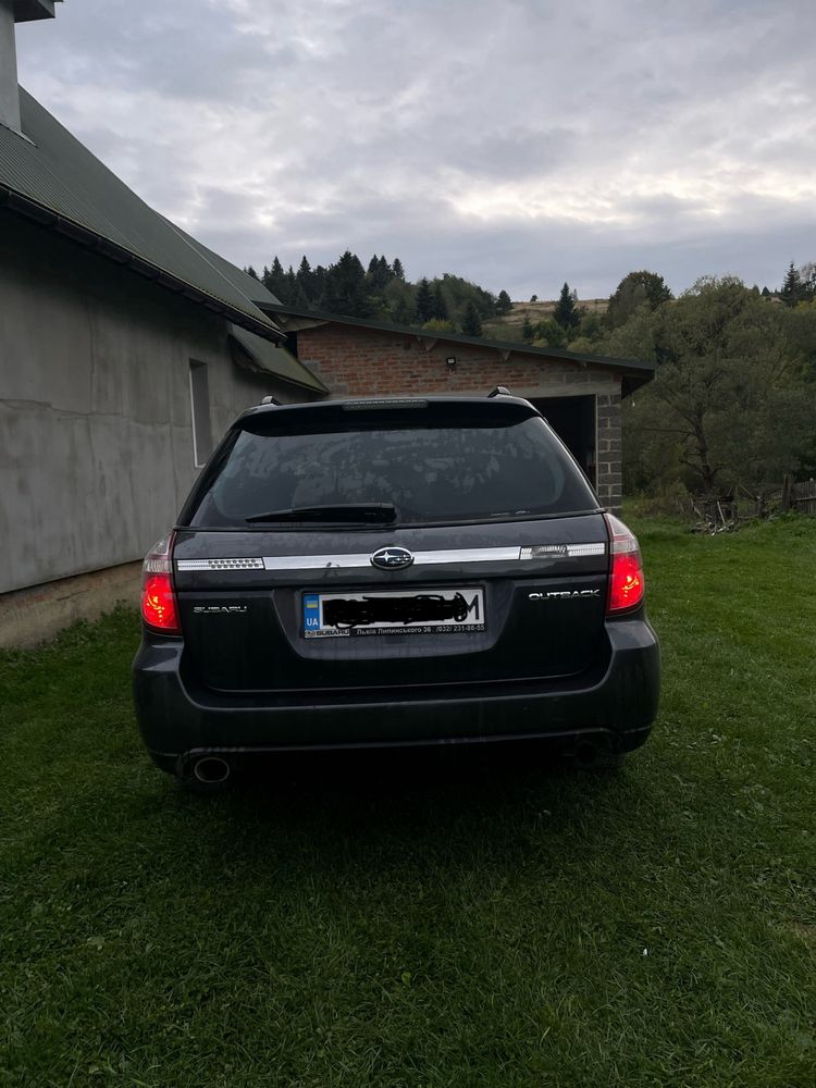 Продаю автомобіль Subaru Outback