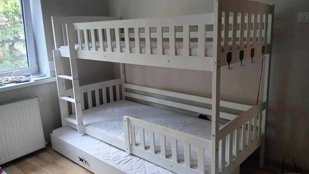 Witam sprzedam łóżko piętrowe