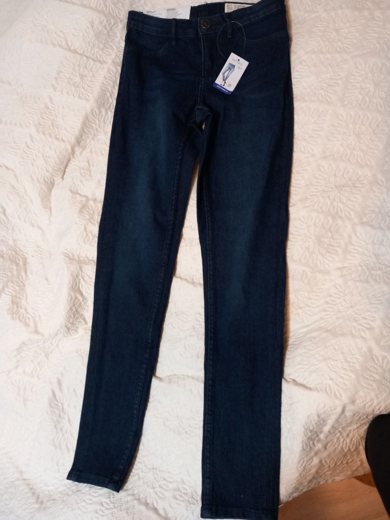 Spodnie damskie jeans nowe