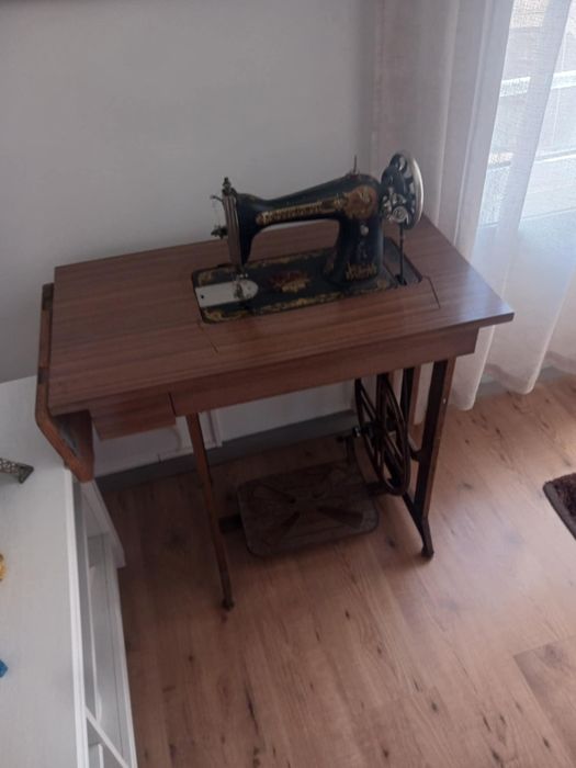 Maquina de costura