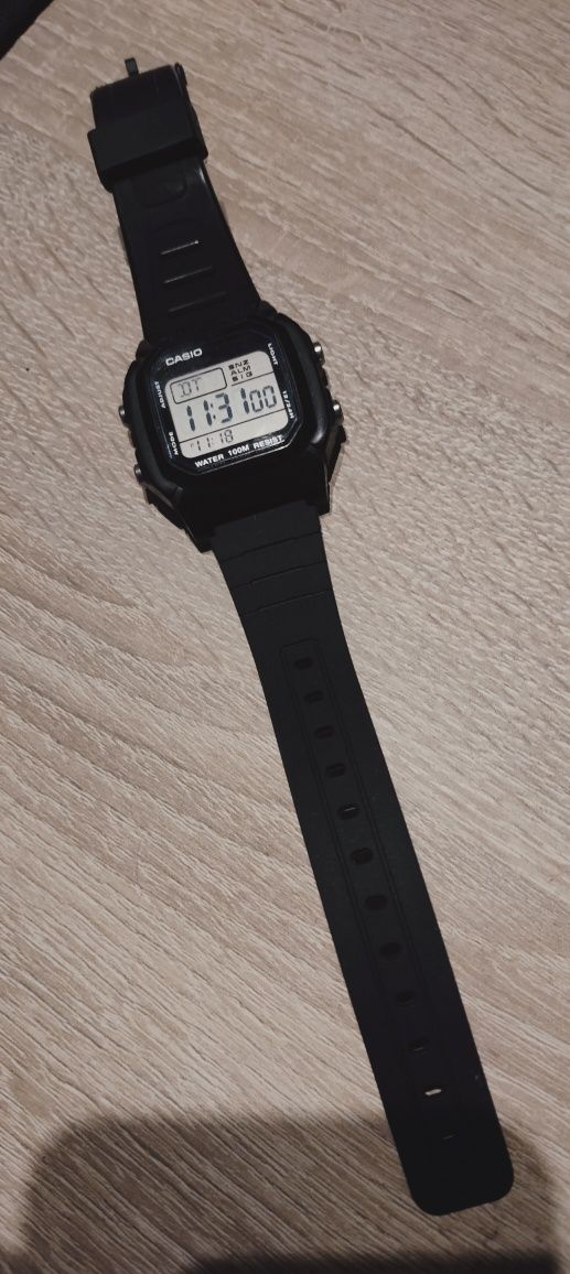 CASIO męski W-800H
