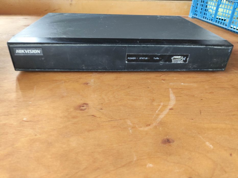 Rejestrator analogowy hikvision Ds-7216
