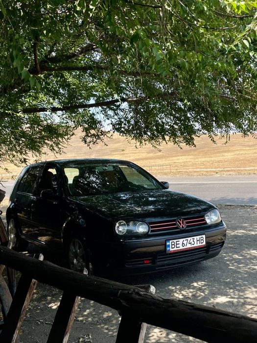 Volkswagen golf 4 2003