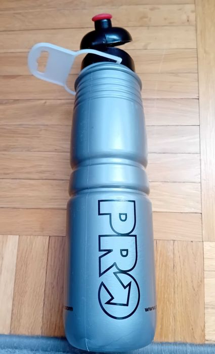 Bidon rowerowy włoskiej firmy ELITE model PRO , poj.850ml /nowy/