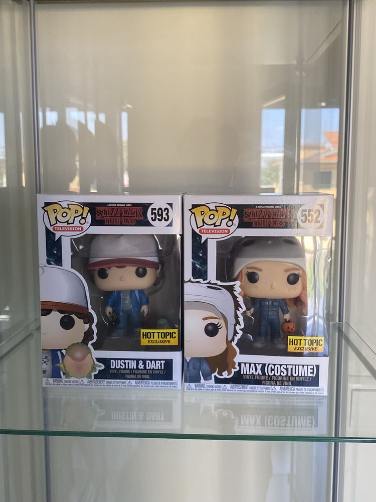 Funko pop stranger things - dustin e max especial 2 temporada