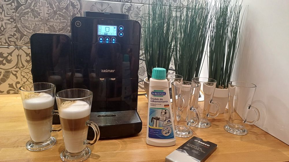 Ekspres do kawy Zelmer ZCM4821 B full funkcji super stan, szklanki