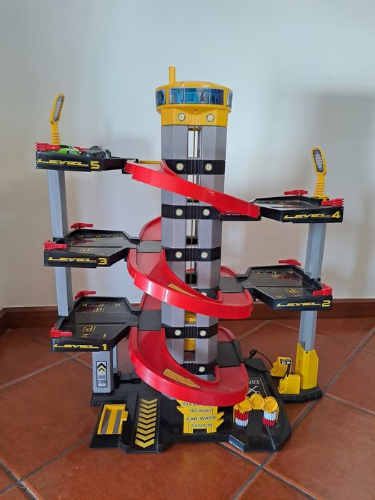 Garagem infantil estacionamento 6andares