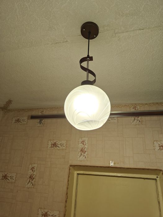 Світильник люстра