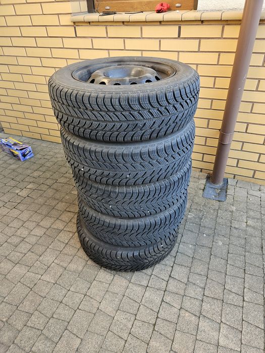 Opony zimowe Dębica Frigo 2 185/65R15 z felgami - 5 sztuk
