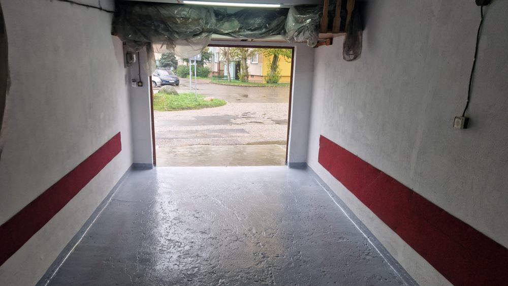 wynajmę śliczny czysty garaż Rubinkowo 1 , bardzo długi 6,7m!