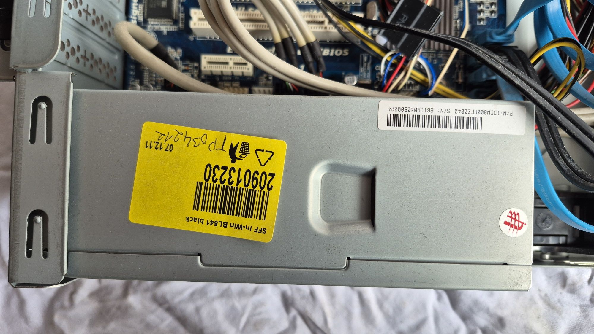 komputer Gigabyte GA-H61M-S2PV, Intel Core i3-2120 8gb ram