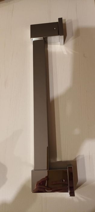 UCHWYTY wannowe, DOZOWNIKI do mydła