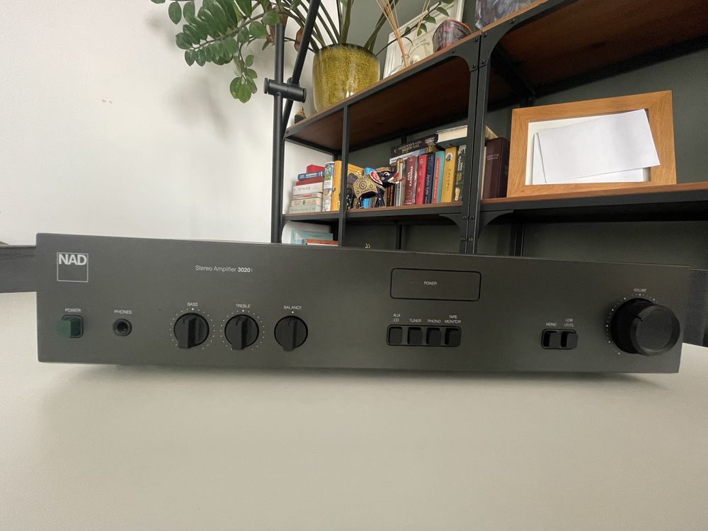 Kultowy wzmacniacz HiFi stereo NAD 3020 i