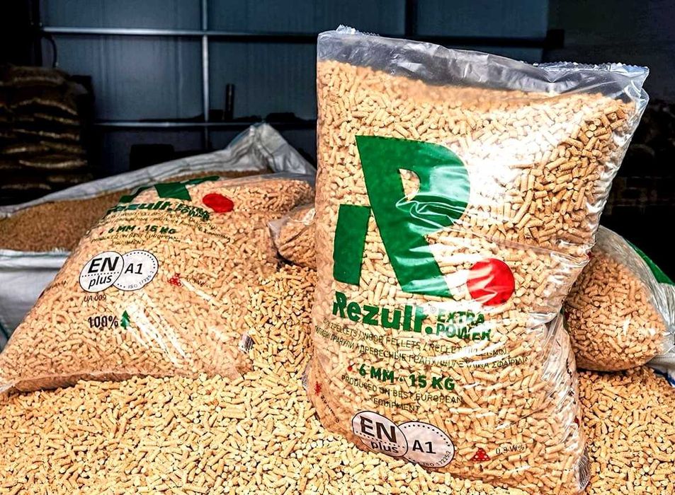 Продажа вугілля брикет пеллет опалення приватних будинків