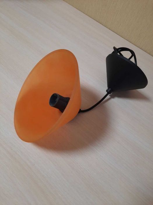 Люстра, плафон для крючка на потолке