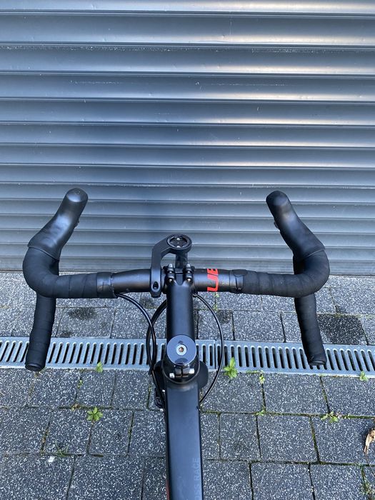 Rower szosowy CUBE cross race