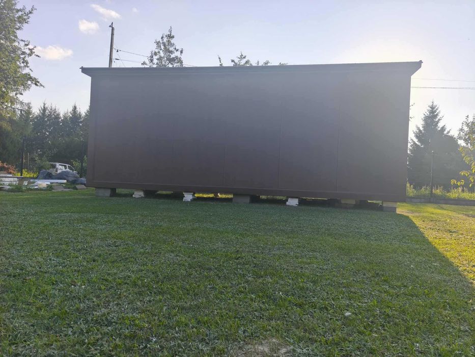 Pawilon z płyty warstwowej 300x600