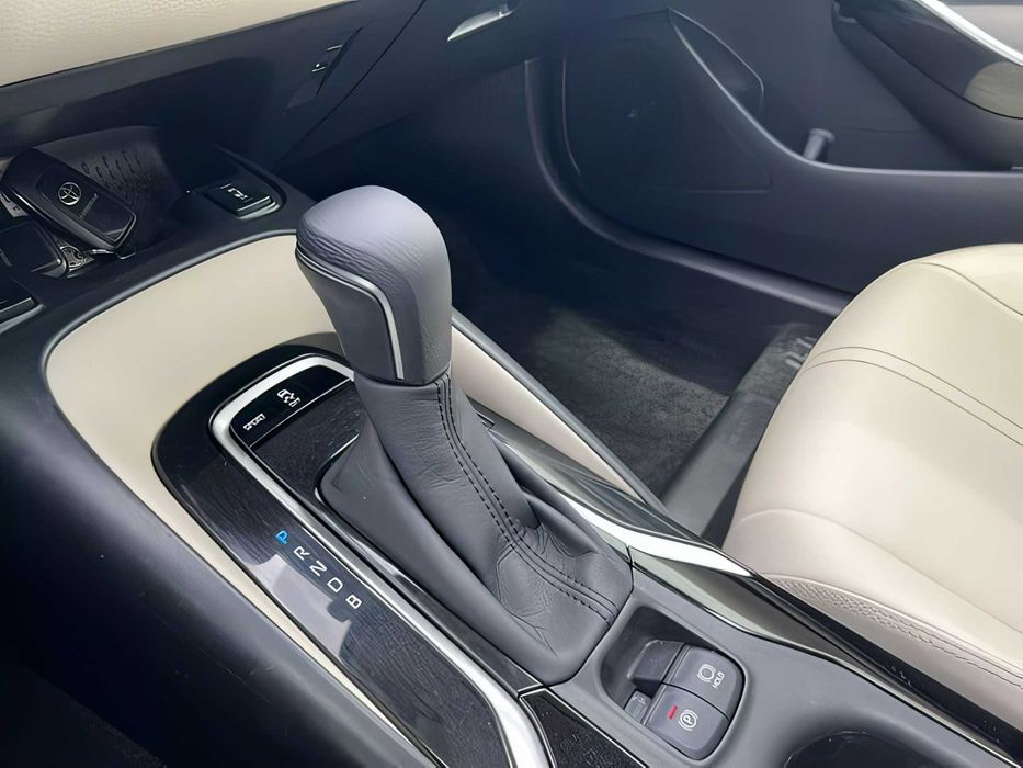 Toyota Corolla      2021