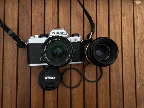 Nikon FM 28mm f2.8 , 55mm f3.5 - filtry, torba, jak nowy!