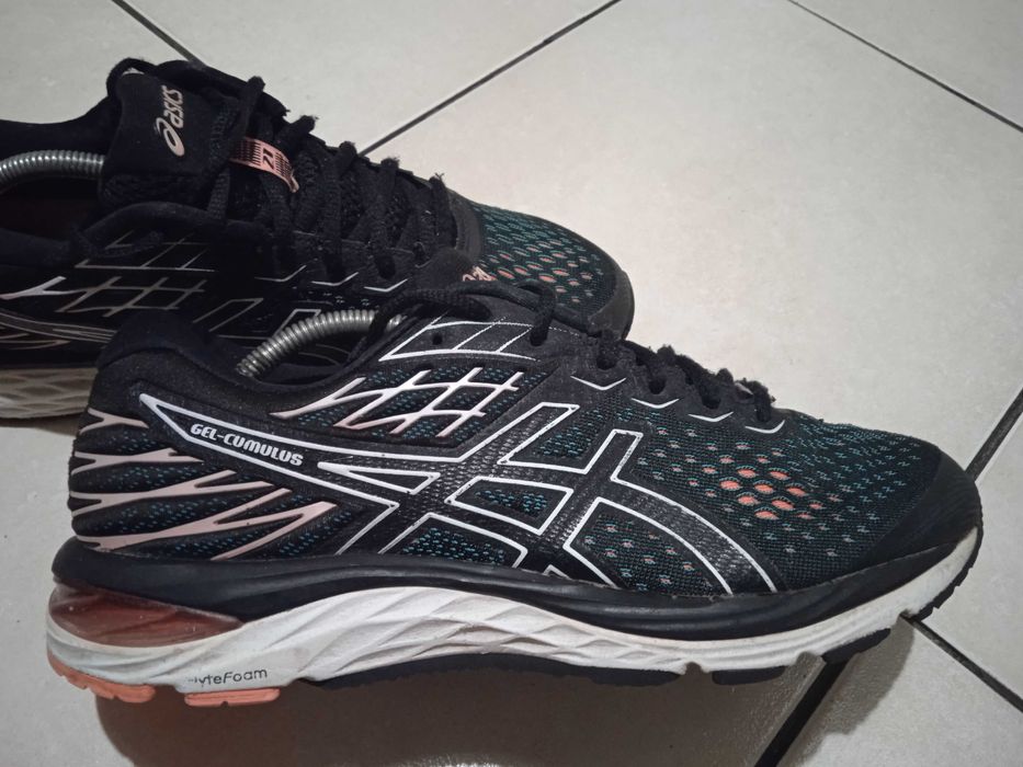 ASICS Gel-Cumulus 21 * rozm 40,5 * ORYGINALNE prof