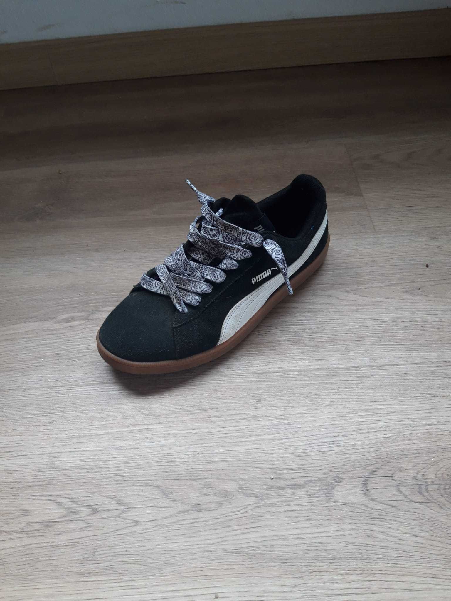jordan 4 "pures" e puma "up"
