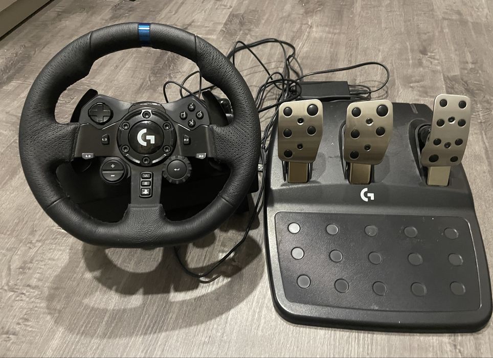 Ігровий Руль Logitech g923 з педалями