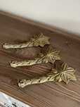 Ornamety ozdoby z mosiadzu do mebli