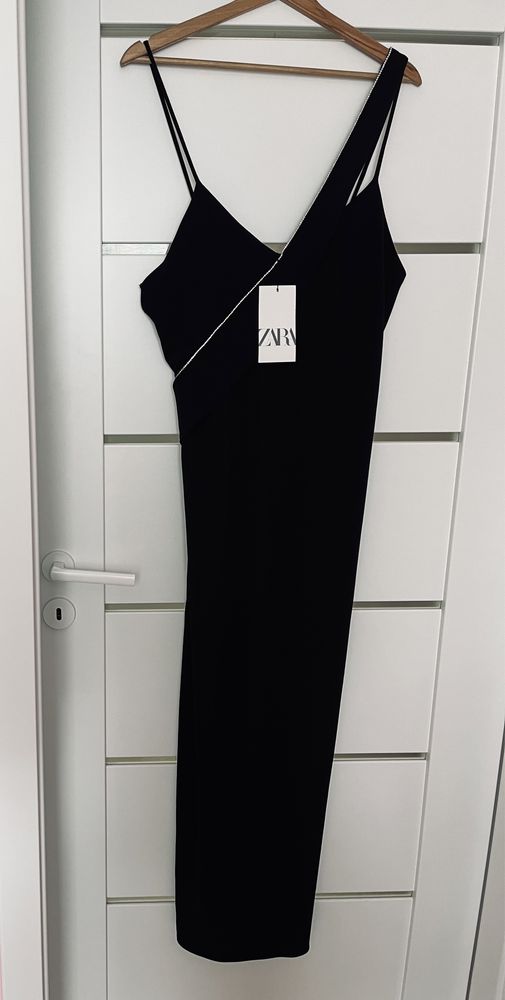 Nowa długa cudowna sukienka wieczorowa Zara, rozmiar L/XL