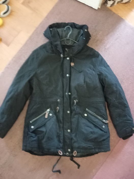 Продам парку демісезонну