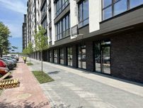 Шикарна однокімнатна + кухня студія благо озеро парк набережна центр