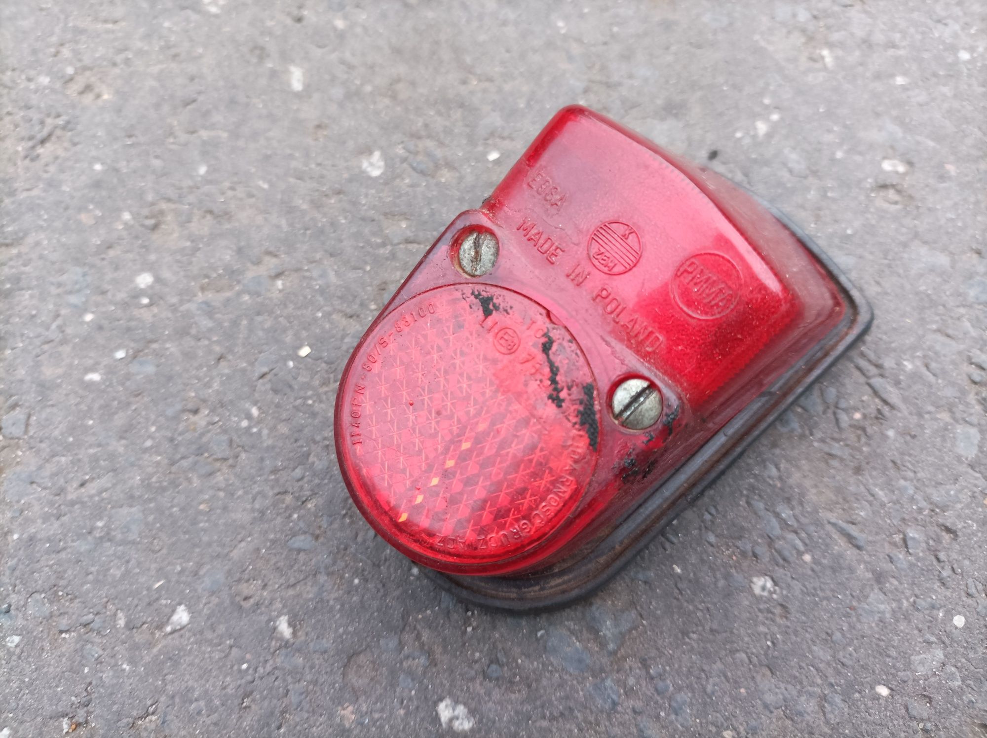 Nowa lampa tylna romet komar ogar motorynka klosz odblask guma