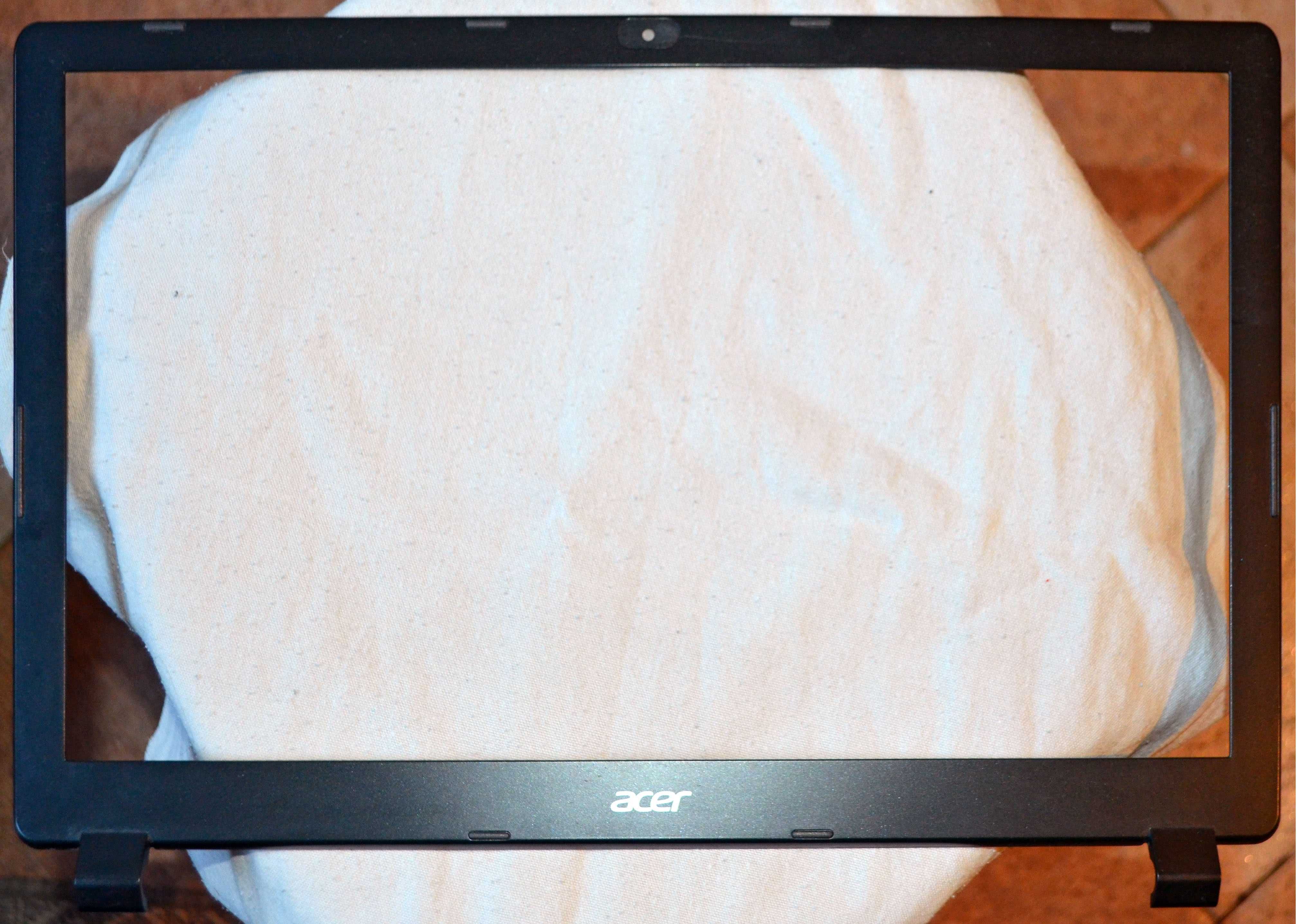 Ноутбук Acer Aspire V5-573 по запчастям.