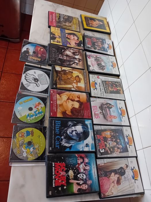 Conjunto de 18 Dvd's Diversos