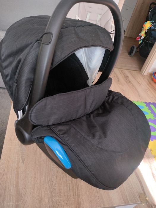 Fotelik nosidełko 0-13 kg