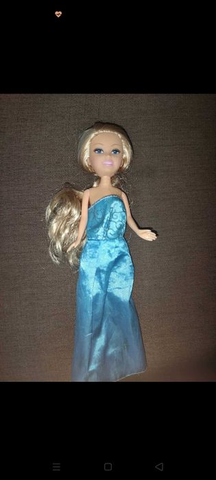 Lalka Barbie plus buciki
