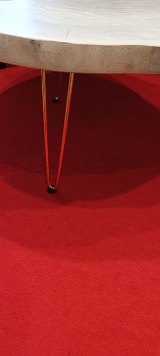 Unikatowy stolik kawowy plaster drewna bielony