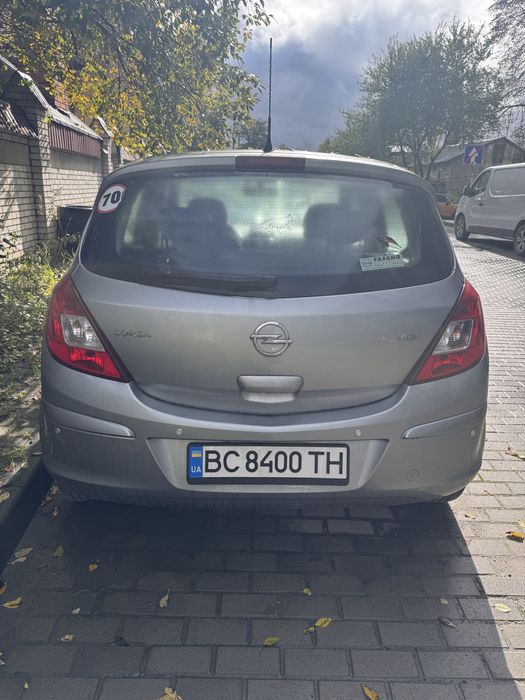 Продам авто Opel corsa  2012 рік