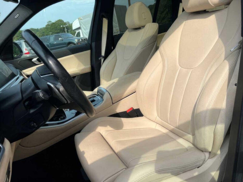 BMW X5 xDrive40i      2020