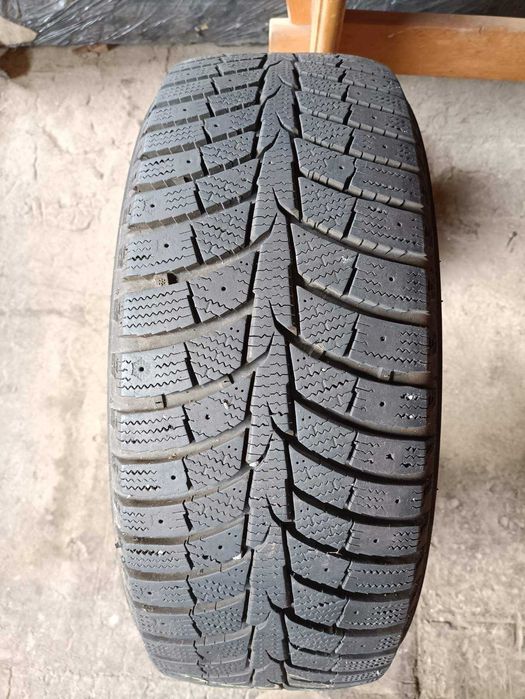 Шини зима/літо 205/55/16