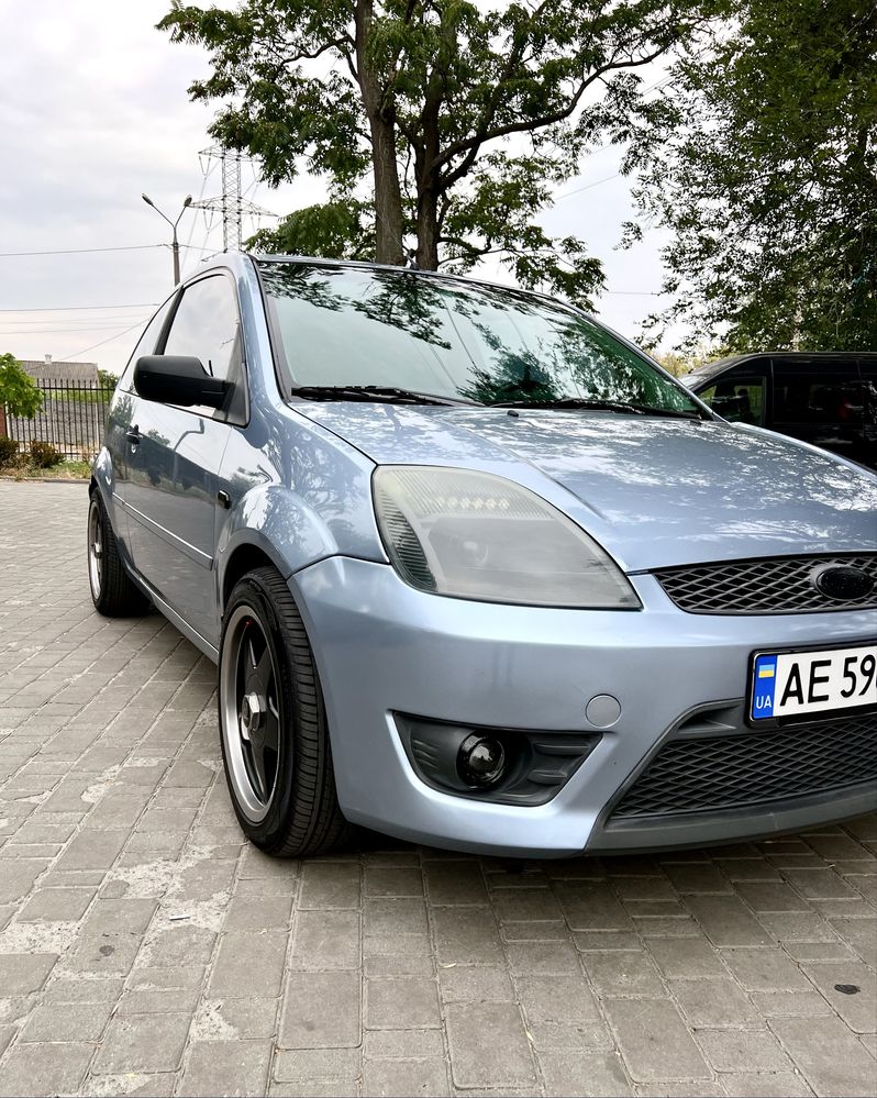Ford Fiesta ST line 1.6 2006 год