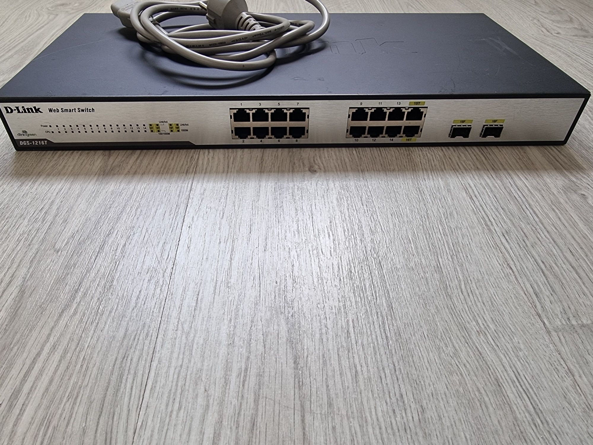 Switch 16 portas D-Link